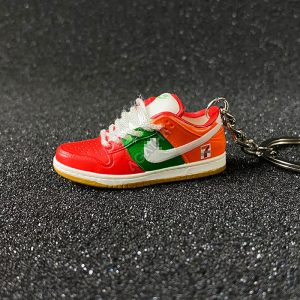 Nike SB Dunk Low 7 Eleven