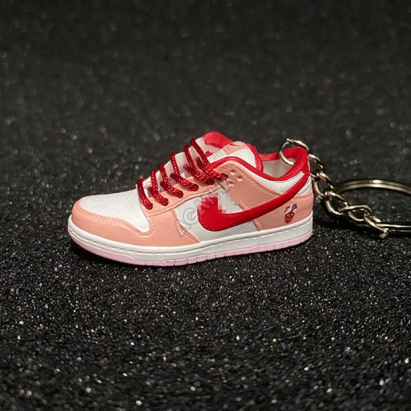 Nike SB Dunk Low StrangeLove Skateboards