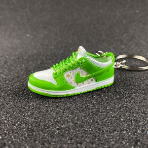 Nike SB Dunk Low Supreme Stars Mean Green