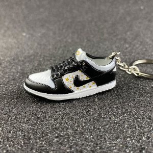 Nike SB Dunk Low Supreme Stars Black