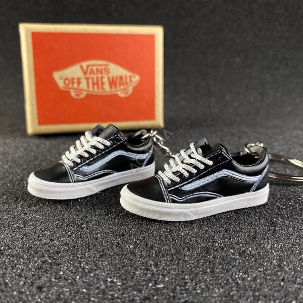 Vans Old Skool Black White 3d mini sneaker keychains