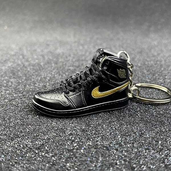 Jordan 1 Retro High Black Metallic Gold