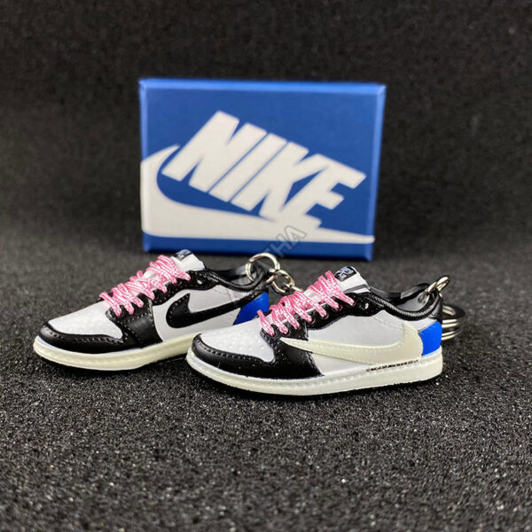 Jordan 1 Low OG SP fragment design x Travis Scott Pink Shoelace 3D mini sneaker keychains