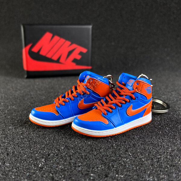 Jordan 1 Retro Knicks keychains